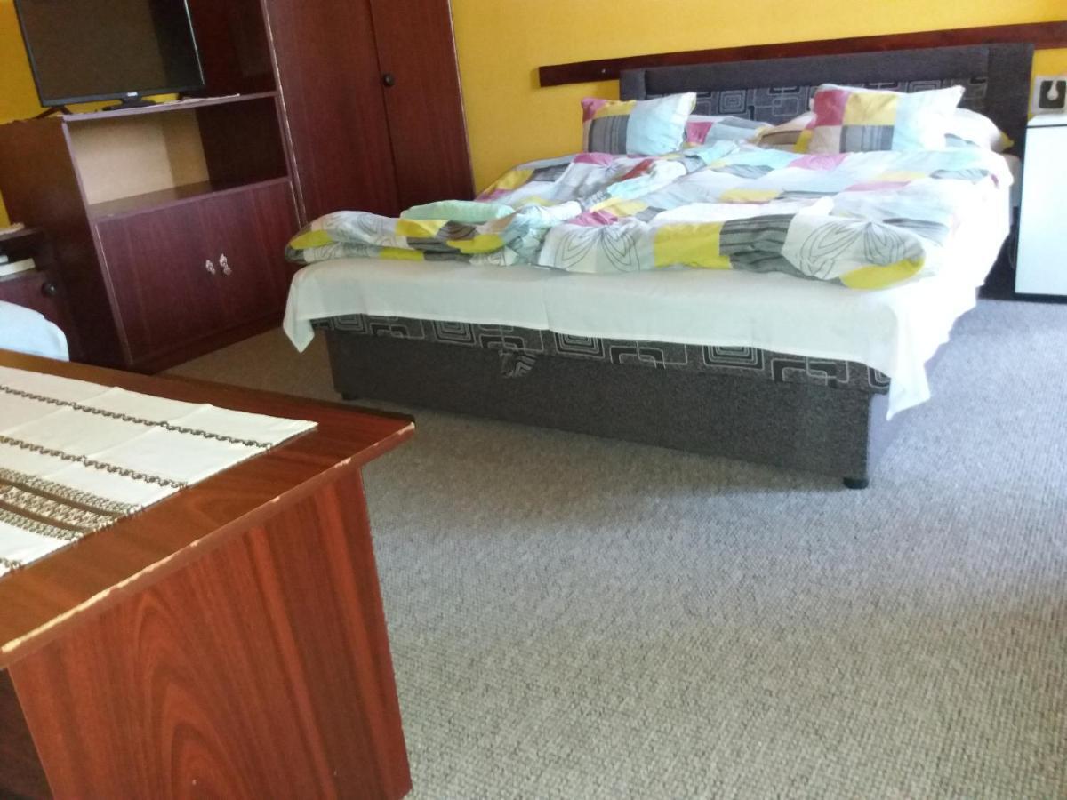 Lillafuered Kapuja Hotel Мишкольц Экстерьер фото